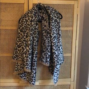 Thick shawl or scarf. Great for the Fall!